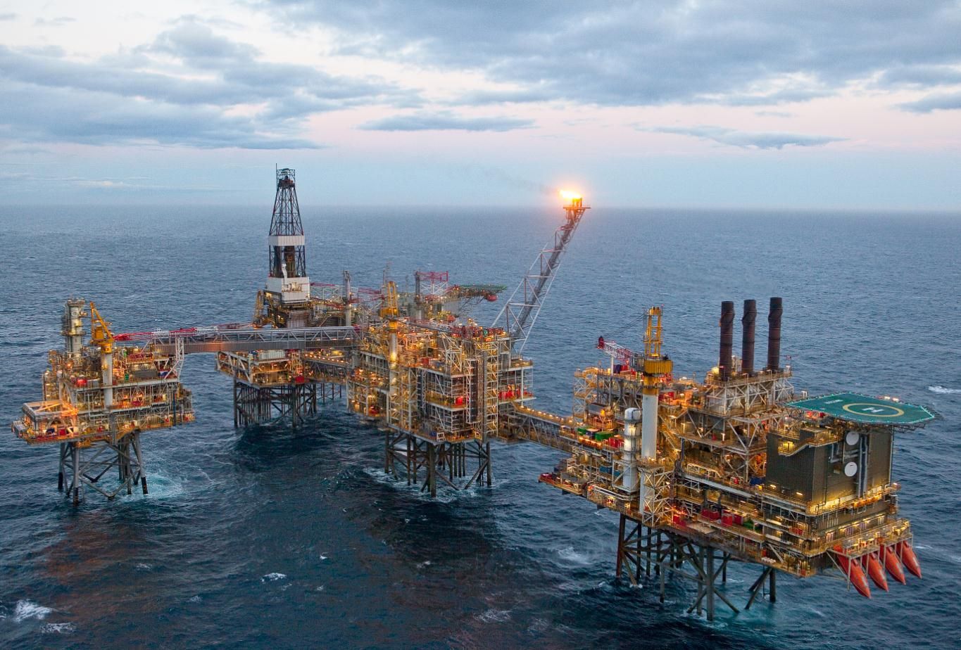 Specialized Engineering Consultants for Marine Services in UAE